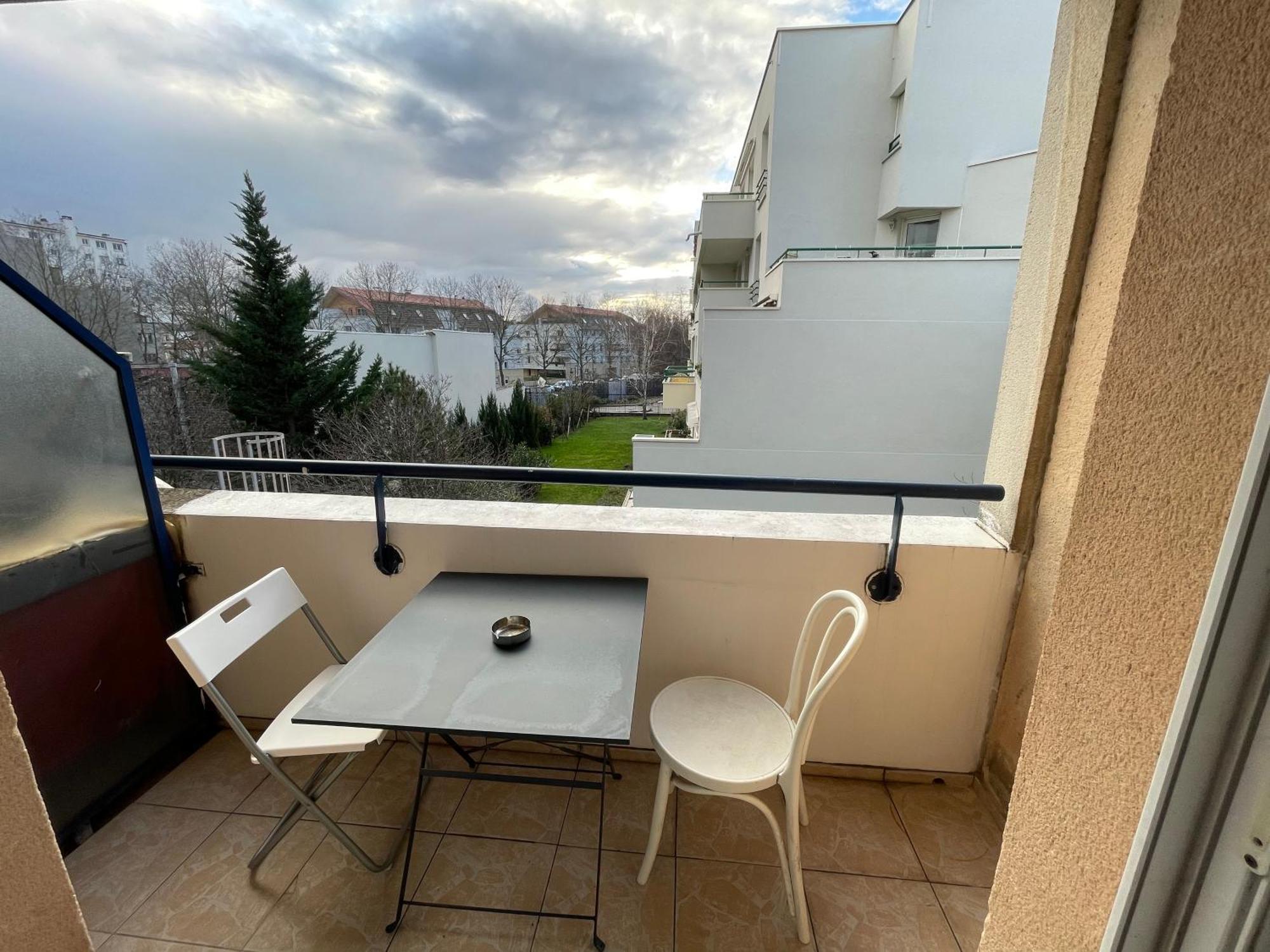 Exclusive Private Apartment By Warilco - Pleyel 25 M2 - A 1 Minute De La Station Metro Carrefour Pleyel Saint-Denis  Extérieur photo