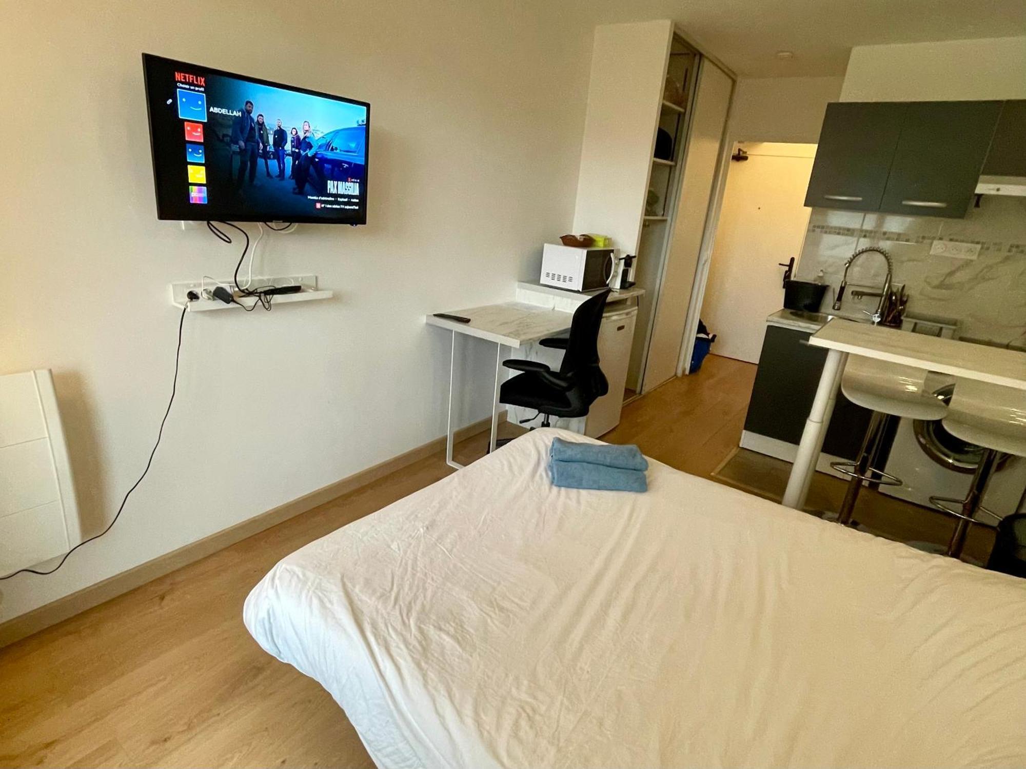 Exclusive Private Apartment By Warilco - Pleyel 25 M2 - A 1 Minute De La Station Metro Carrefour Pleyel Saint-Denis  Extérieur photo